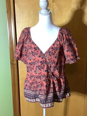 Madewell melon, navy, and tan top, size medium